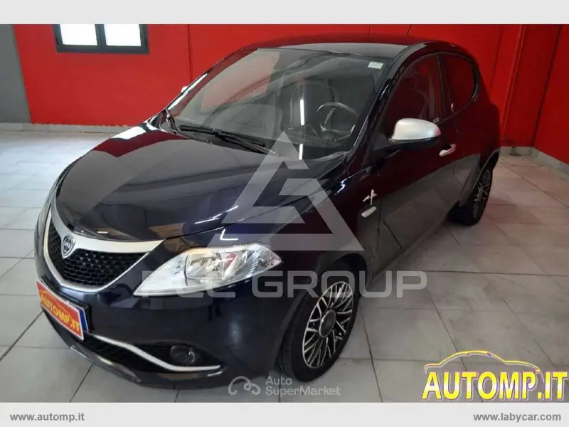 2017 Lancia YPSILON