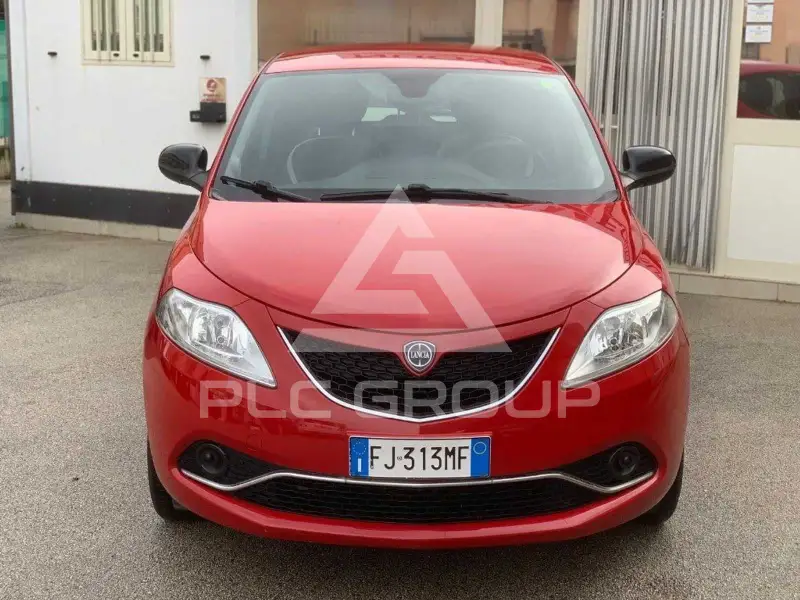 2017 Lancia YPSILON