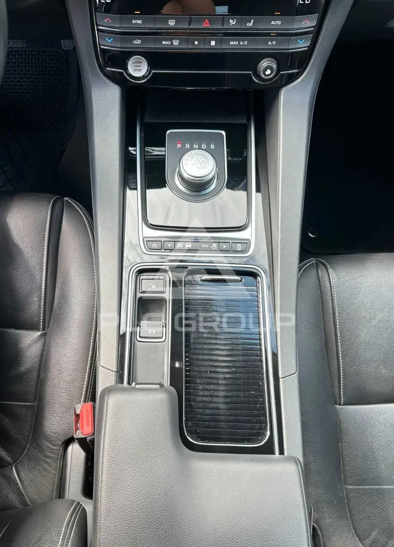 2017 Jaguar F-PACE