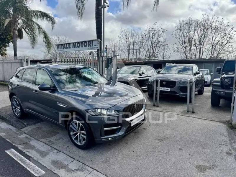2017 Jaguar F-PACE