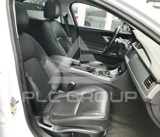2017 Jaguar XF