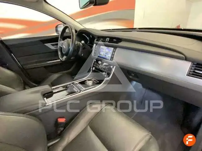 2017 Jaguar XF