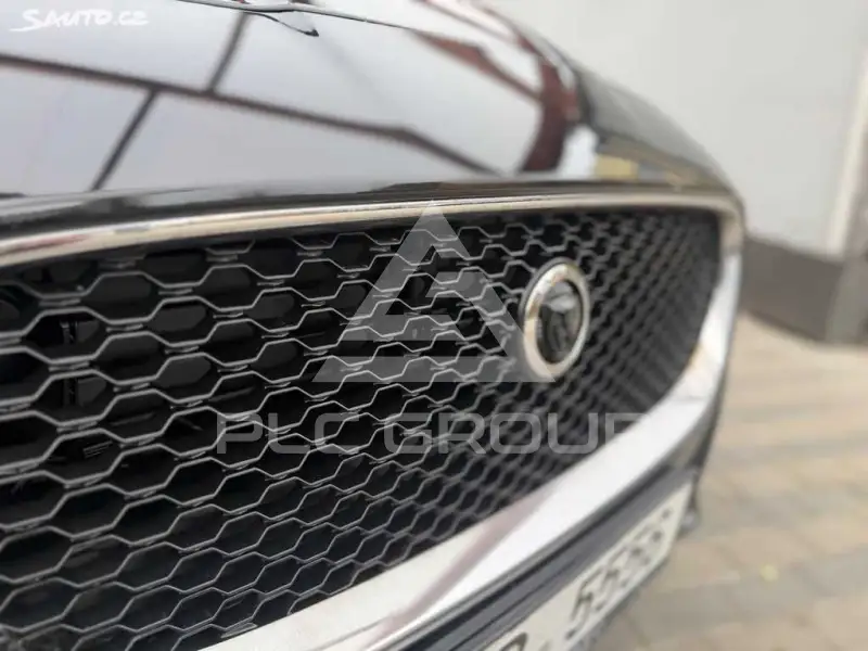 2017 Jaguar XF