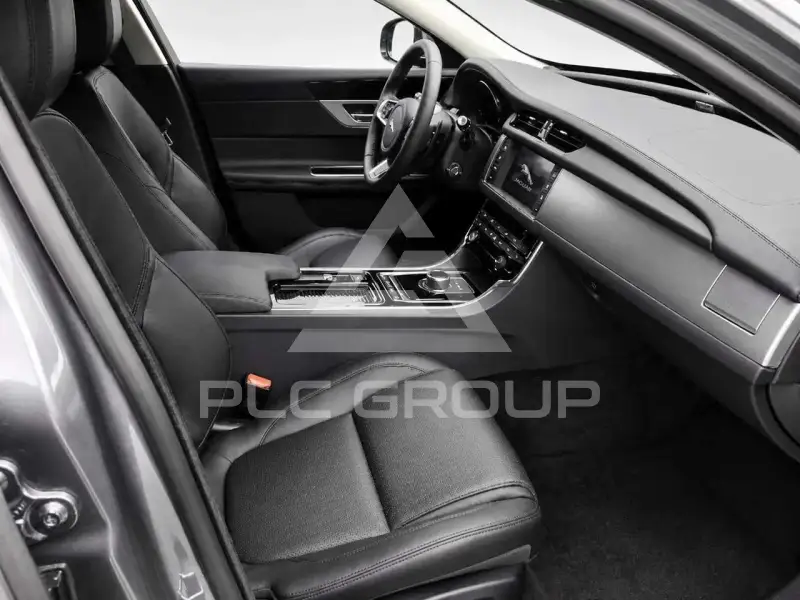 2017 Jaguar XF