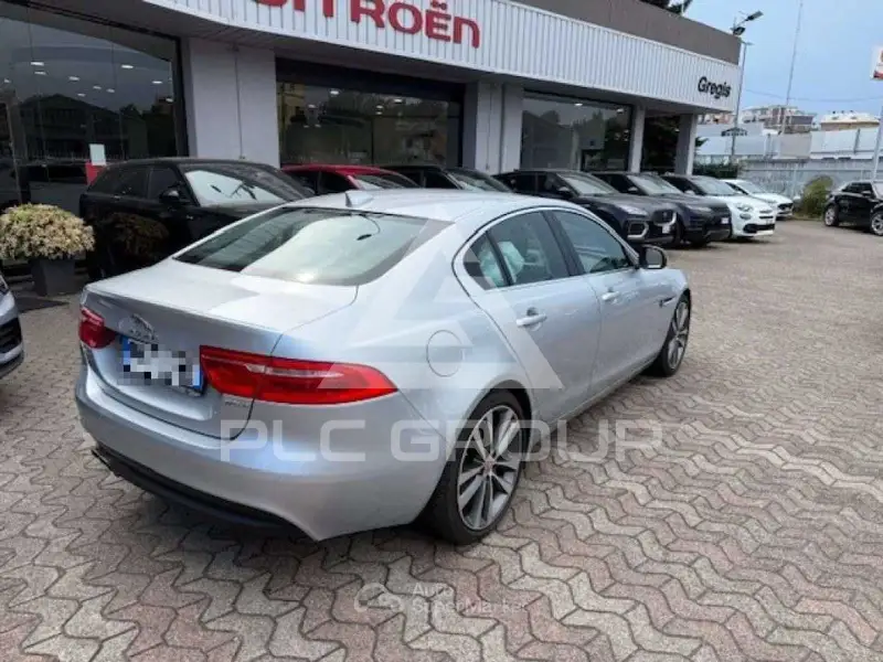 2017 Jaguar XF
