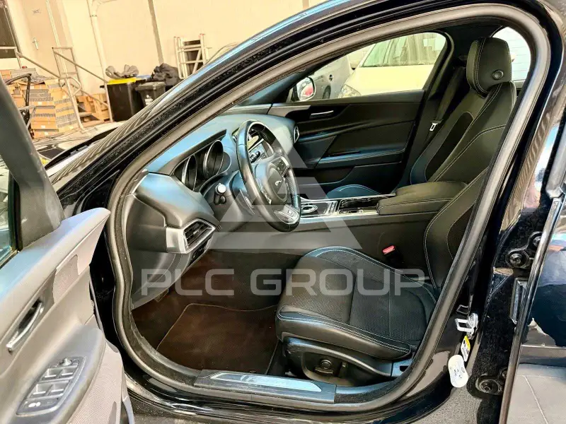 2017 Jaguar XE