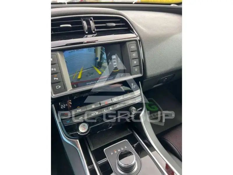 2017 Jaguar XE