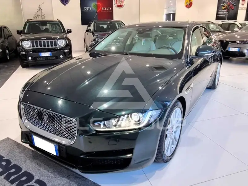 2017 Jaguar XE