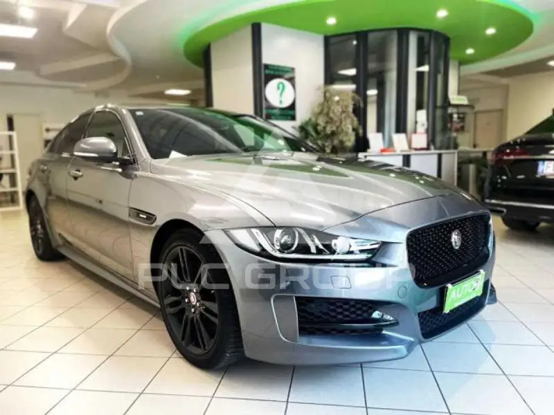 2017 Jaguar XE