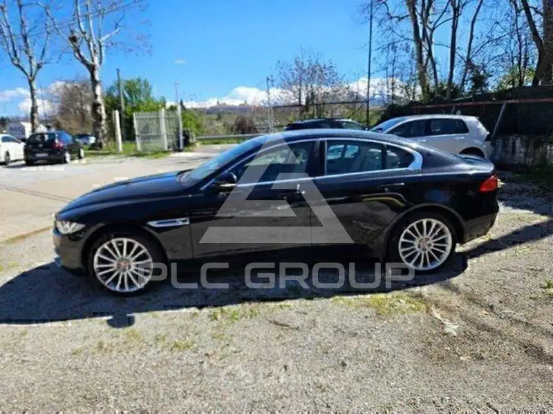 2017 Jaguar XE