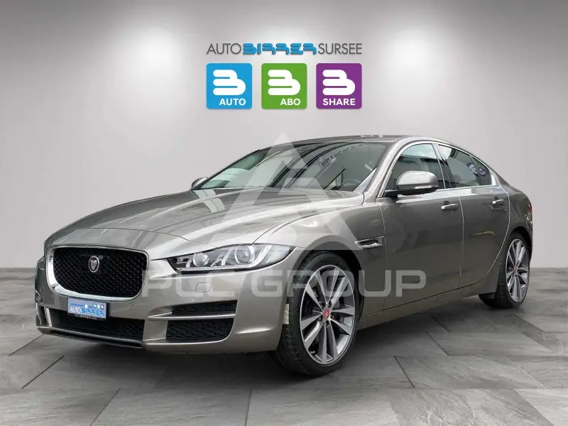 2017 Jaguar XE