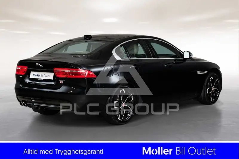 2017 Jaguar XE