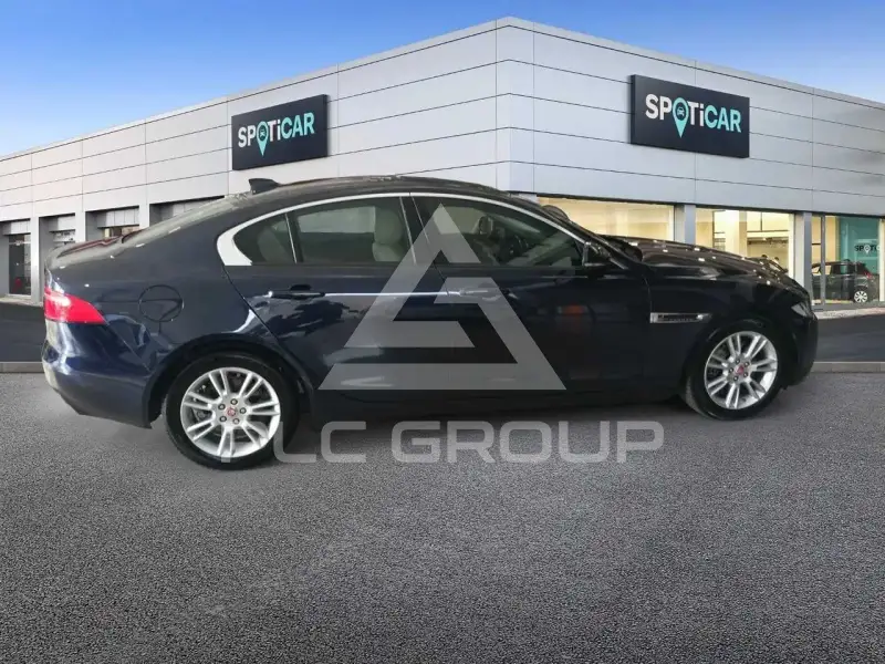 2017 Jaguar XE