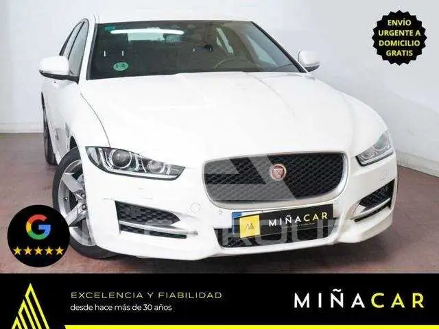 2017 Jaguar XE