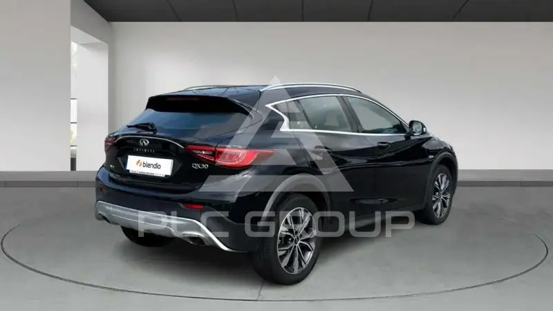 2017 Infinity QX30