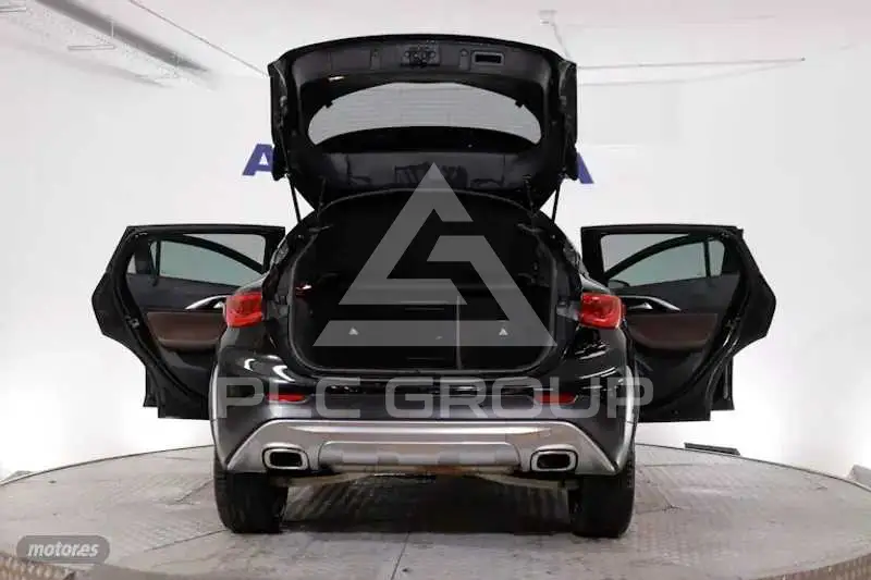 2017 Infinity QX30