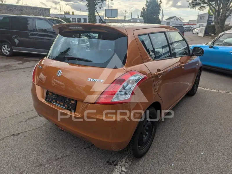 2017 Suzuki SWIFT