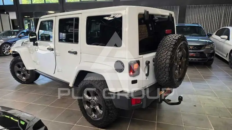 2017 Jeep WRANGLER
