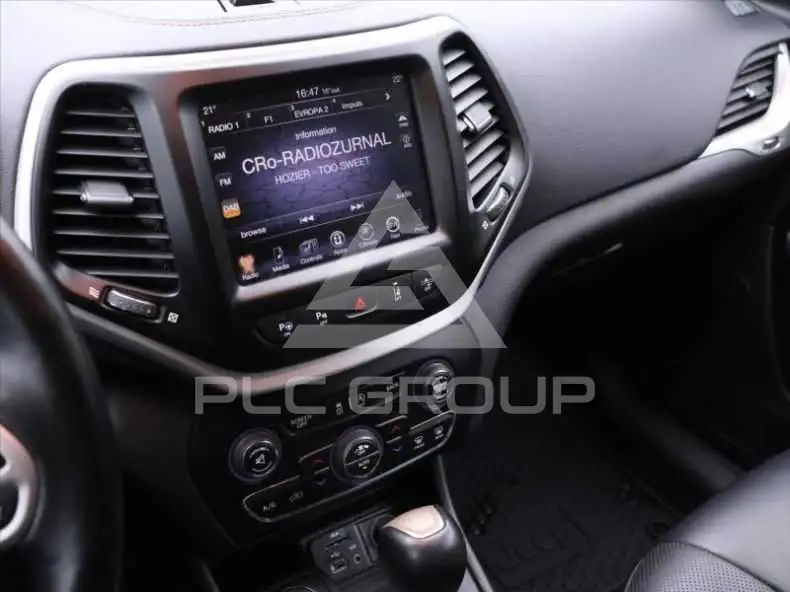 2017 Jeep CHEROKEE