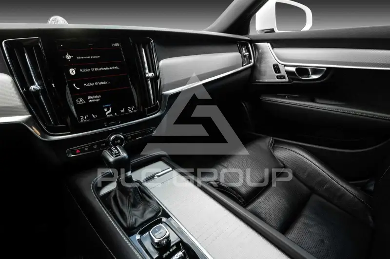 2017 Volvo S90