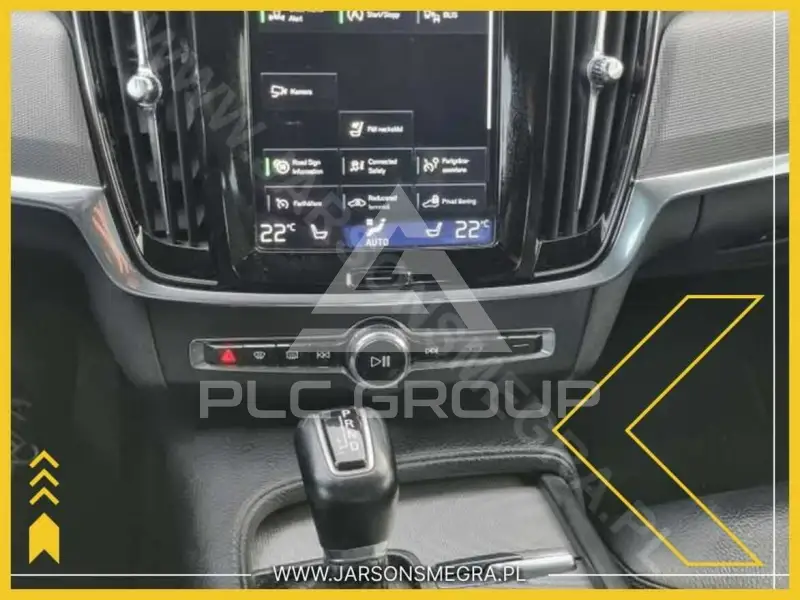 2017 Volvo S90