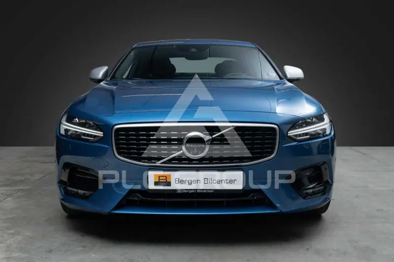 2017 Volvo S90
