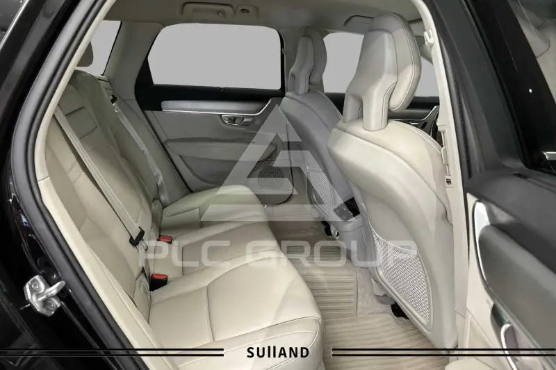 2017 Volvo V90