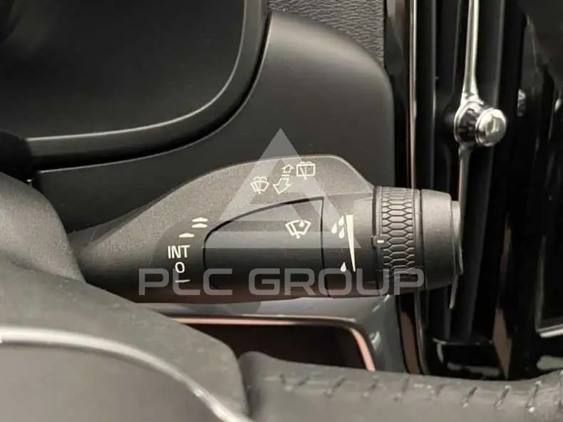 2017 Volvo V90