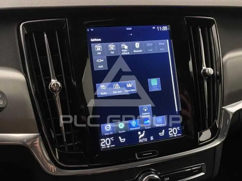 2017 Volvo V90