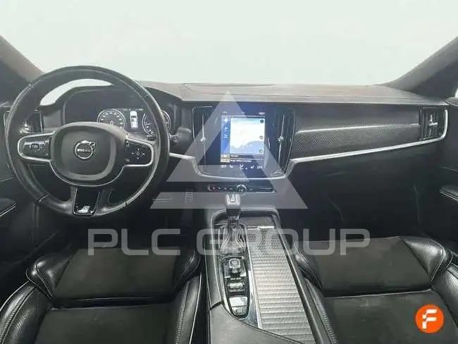 2017 Volvo V90