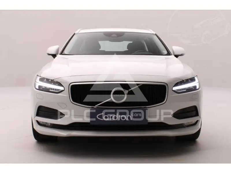 2017 Volvo V90