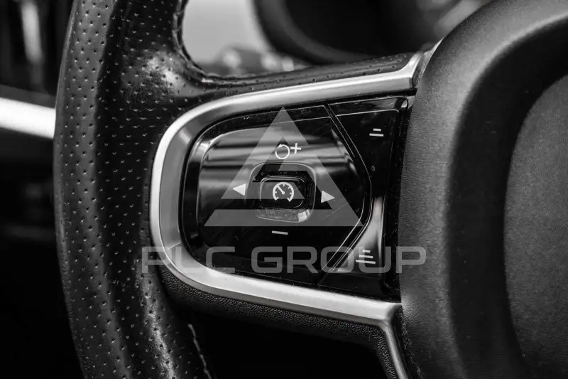 2017 Volvo V90