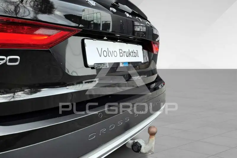 2017 Volvo V90