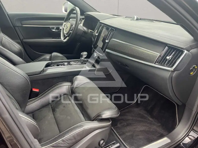 2017 Volvo V90