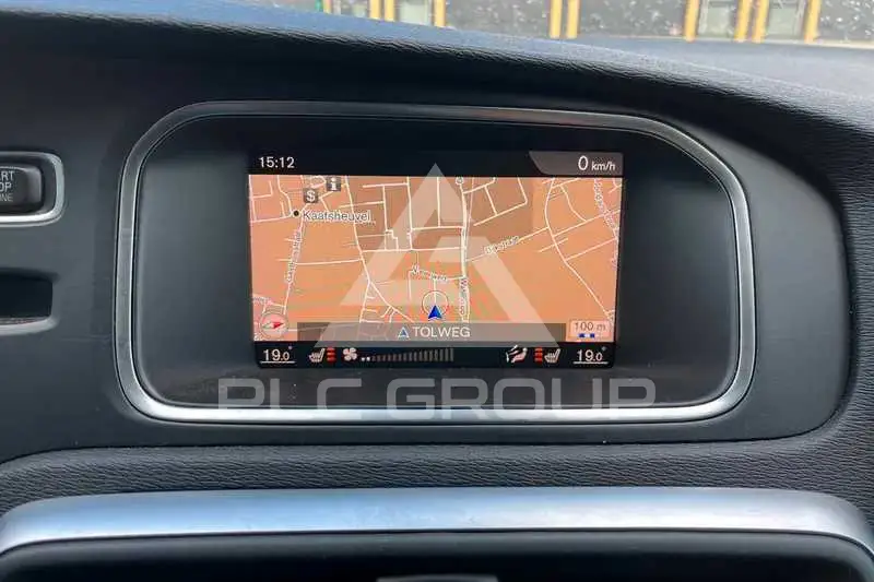 2017 Volvo V40