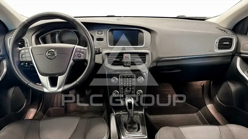 2017 Volvo V40