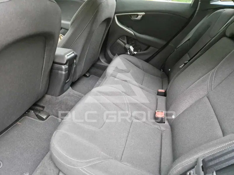 2017 Volvo V40