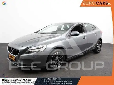2017 Volvo V40
