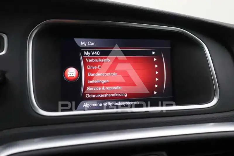 2017 Volvo V40