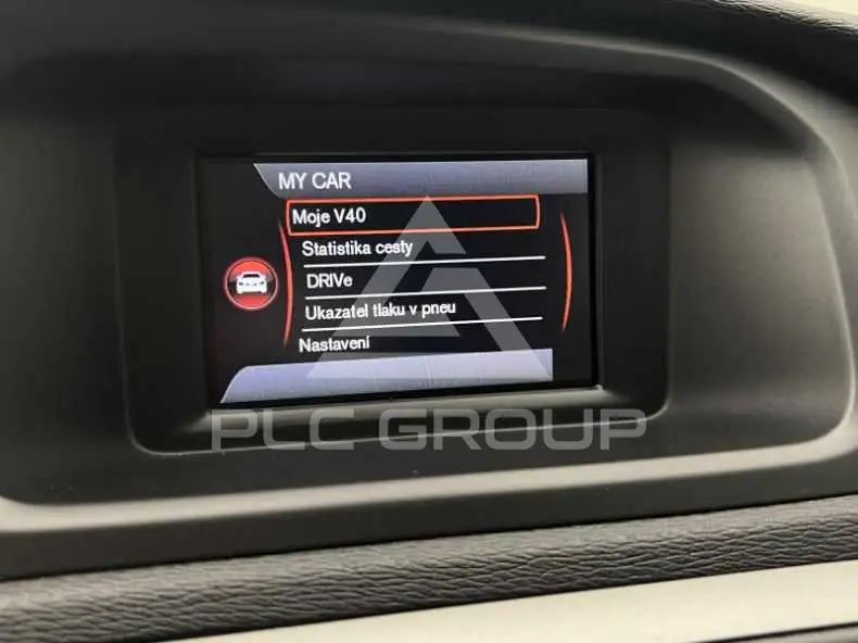 2017 Volvo V40