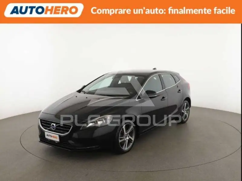 2017 Volvo V40