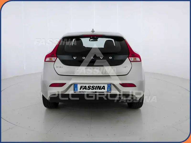 2017 Volvo V40