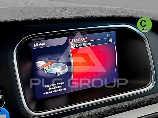 2017 Volvo V40