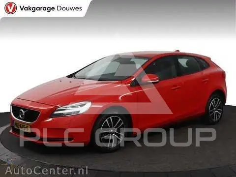 2017 Volvo V40
