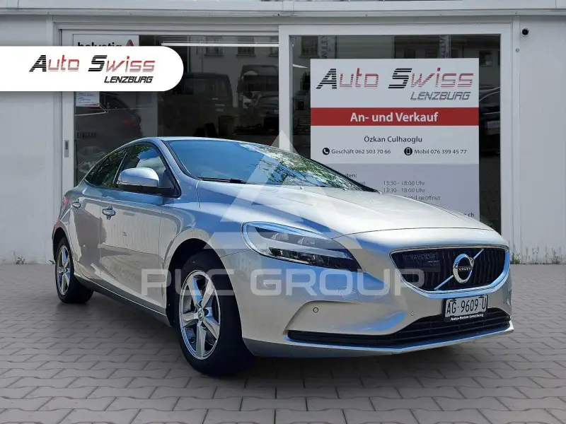 2017 Volvo V40