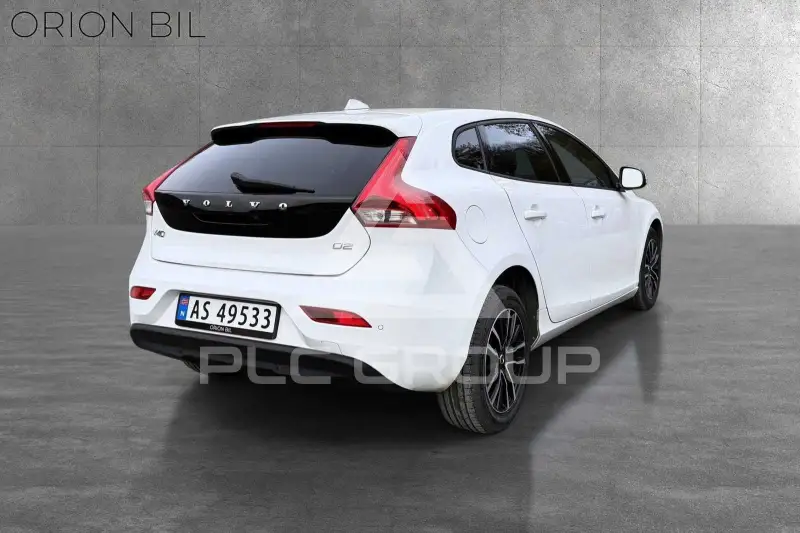 2017 Volvo V40
