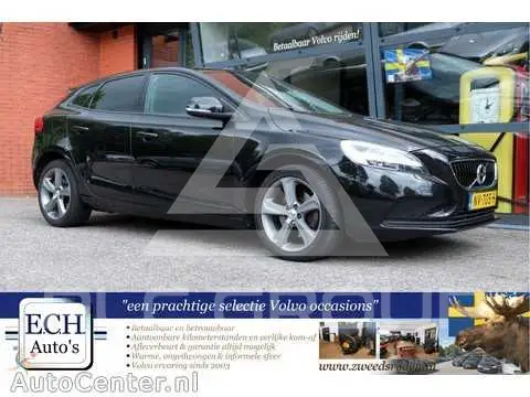 2017 Volvo V40