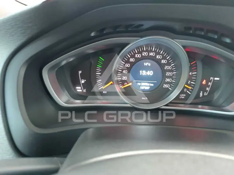 2017 Volvo V40