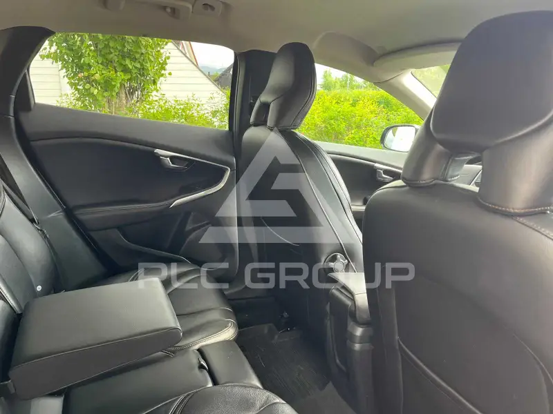 2017 Volvo V40