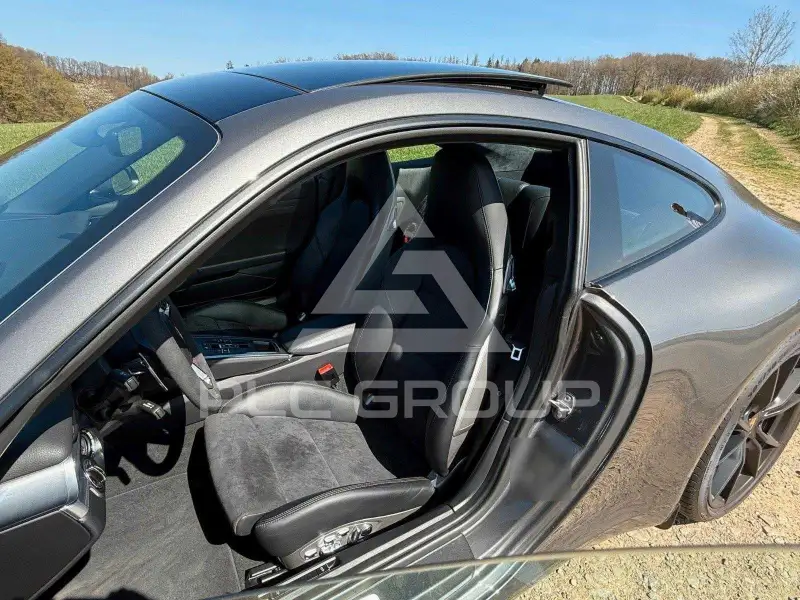 2017 Porsche 911